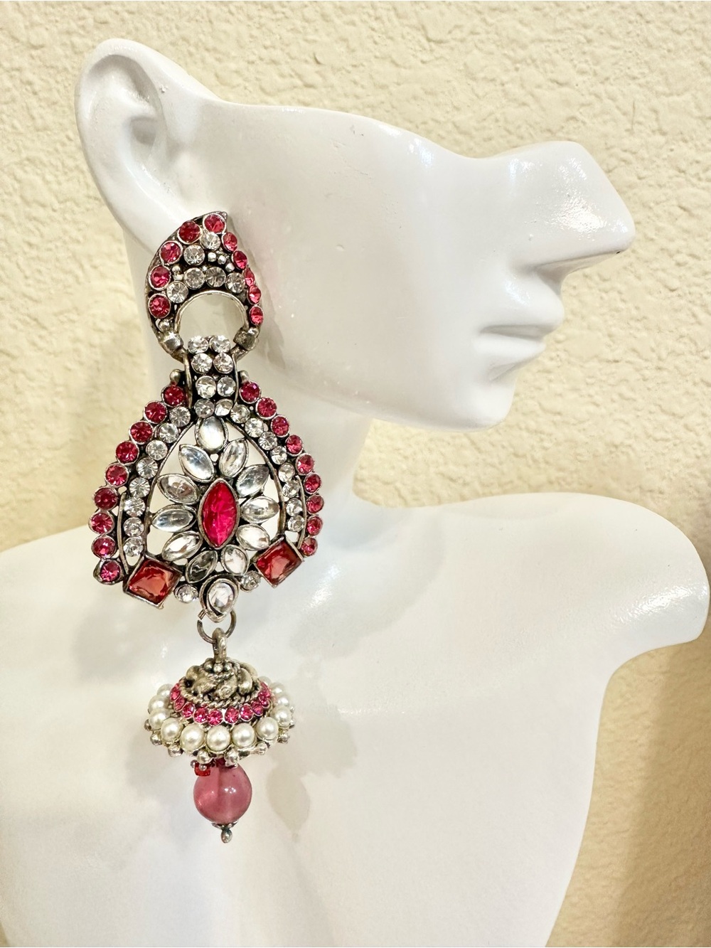 Elegant Pink Crystal Drop Earrings - Women Jewelry - Southeast Asian Style